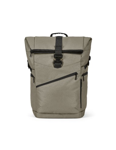 Zaino Coloma 28L in rPET. Chiusura roll-top. Per laptop 17"