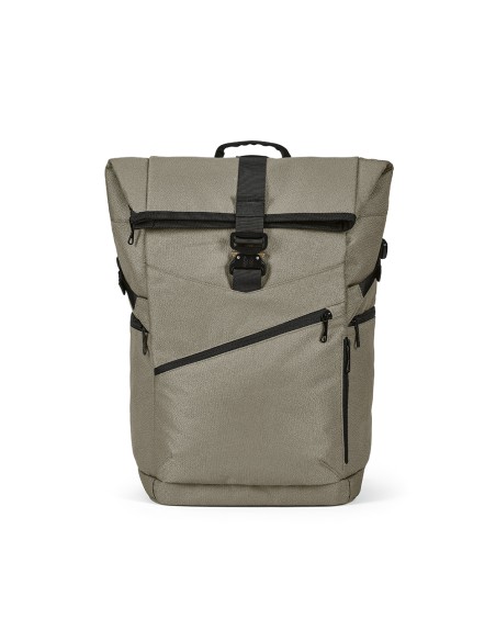 Zaino Coloma 28L in rPET. Chiusura roll-top. Per laptop 17"