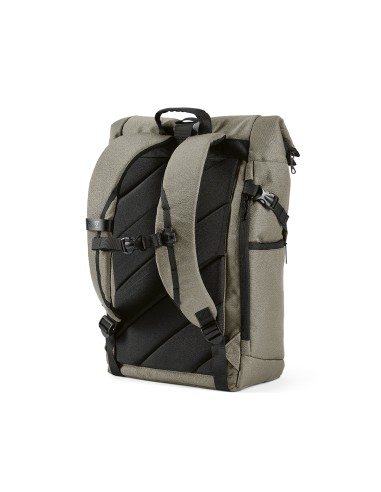 Zaino Coloma 28L in rPET. Chiusura roll-top. Per laptop 17"