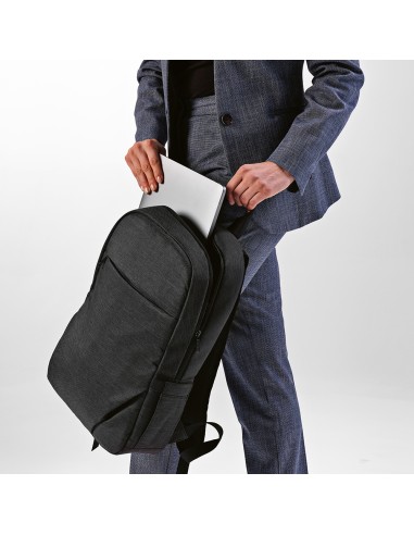 Zaino Vilnius 18L in rPET. Tasca frontale, per laptop 17"