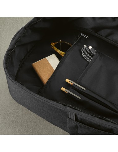Zaino Budapest 16L in rPET. Tasca frontale. Per laptop 17"