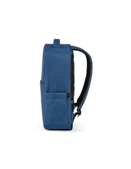 Zaino Budapest 16L in rPET. Tasca frontale. Per laptop 17"