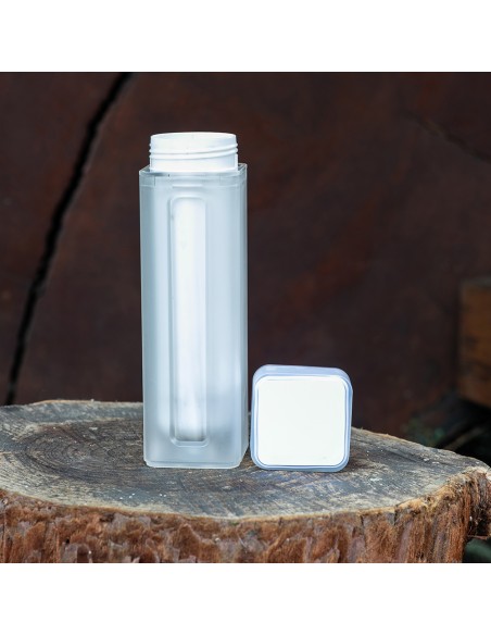 Borraccia Lucen 540 ml in rABS. Design unico twist-and-lock