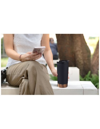 Bicchiere Peeta con isolamento sottovuoto in rame da 500 ml