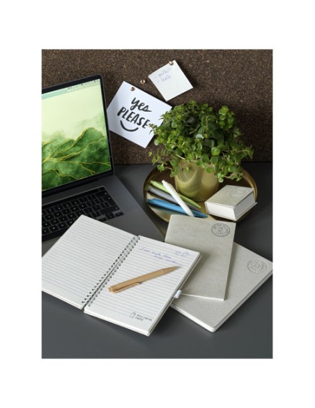 Blocco note a spirale Dairy Dream in formato A5 realizzato con cartoni del latte riciclati