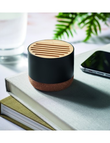 Speaker in sughero e alluminio