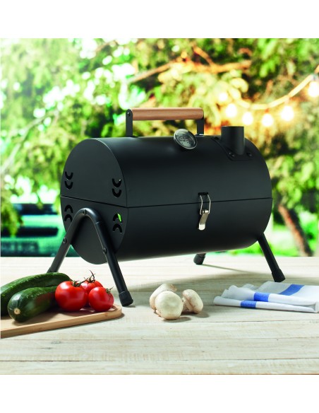 Barbecue portatile con camino