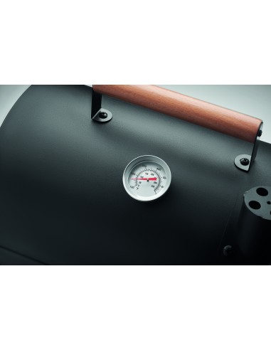 Barbecue portatile con camino