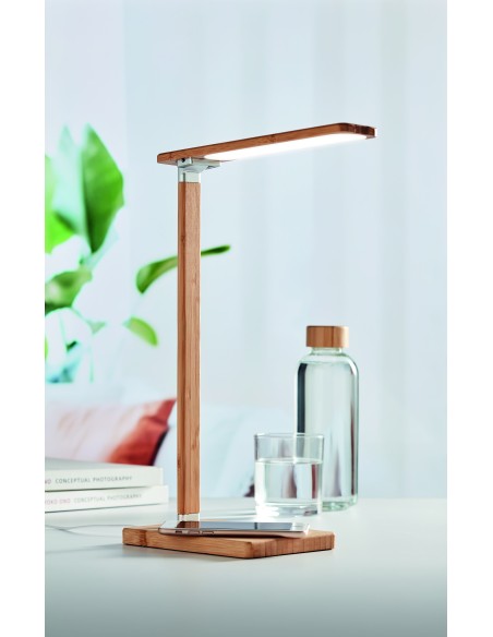 Luce da tavolo e caricatore 10W