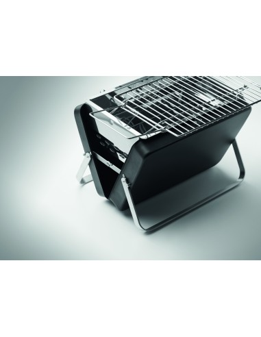 Barbecue portatile e supporto