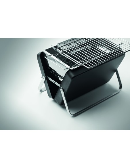 Barbecue portatile e supporto