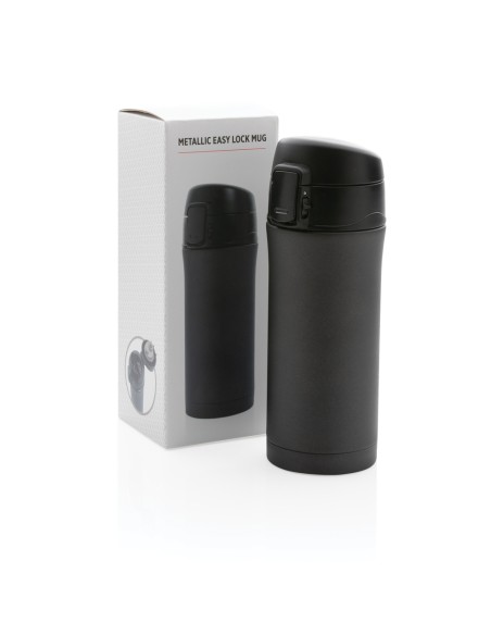 Tazza metallica isolata a vuoto