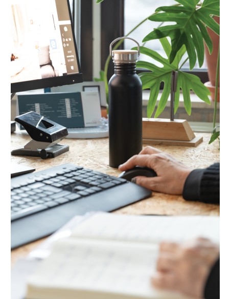 Moderna bottiglia in acciaio con tappo in bambù 700ml