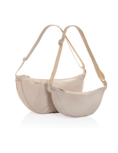 Monospalla a mezzaluna Crescent XL in rPET AWARE™