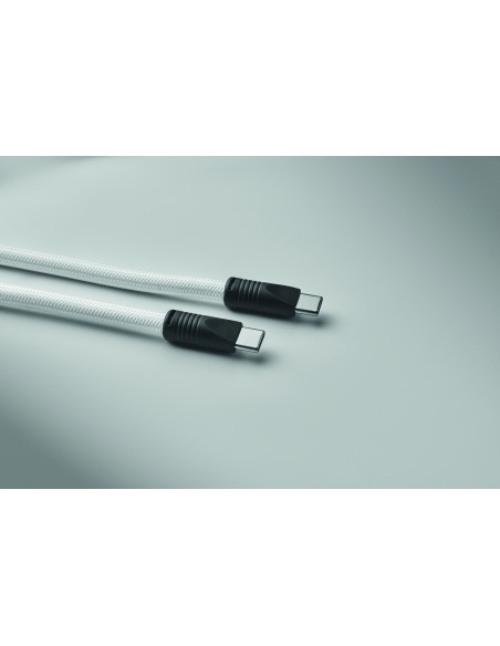 Cordino di ricarica e dati.