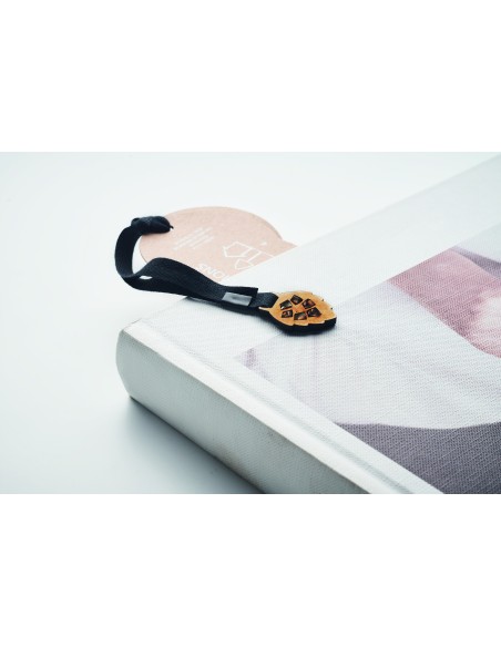 Segnalibro in legno di pino