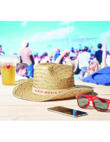 Cappello cowboy in paglia