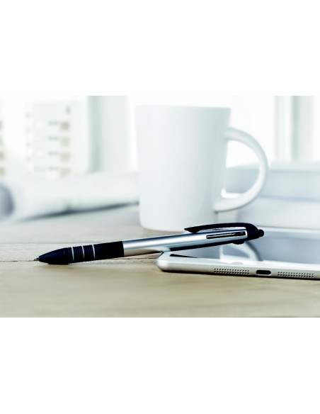 Penna con tre refill