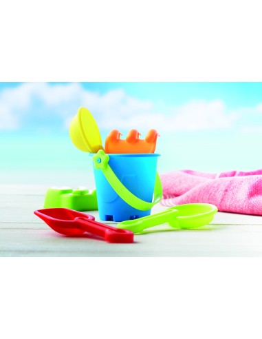 Secchiello e giochi spiaggia