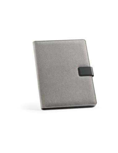 Cartella A4 Tolstoy in rPET. 64 fogli FSC e chiusura in rPU