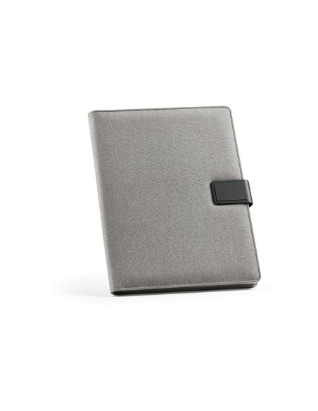 Cartella A4 Tolstoy in rPET. 64 fogli FSC e chiusura in rPU