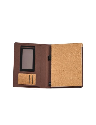 Cartella A4 Kafka in sughero. 64 fogli FSC e elastico