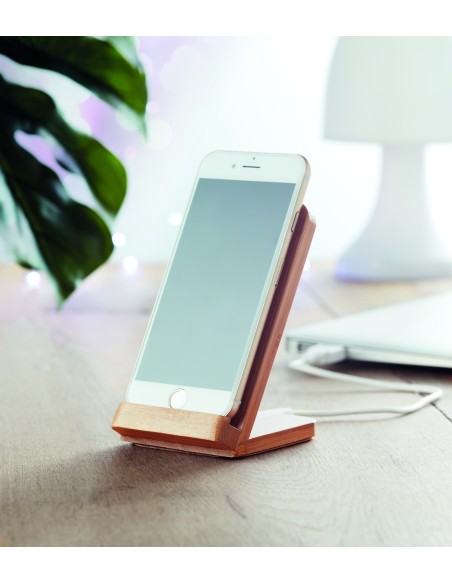 Caricatore wireless e stand