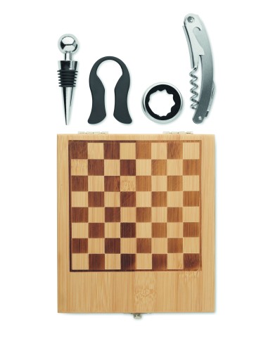 Set da vino con scacchiera