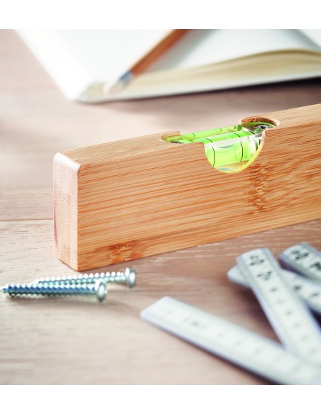 Livella e apribottiglie