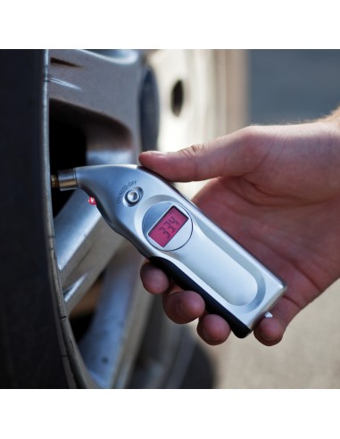 Manometro digitale per pneumatici