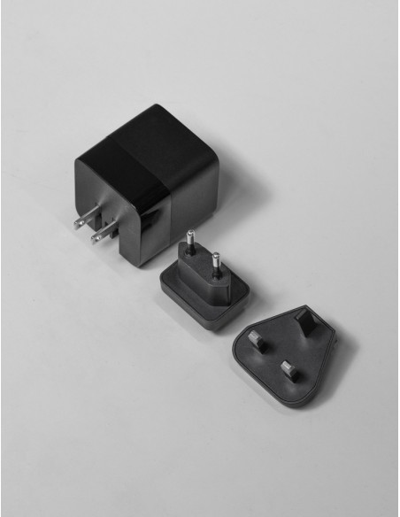 Caricatore GaN 65W cavo retrattile Urban Vitamin Mendocino