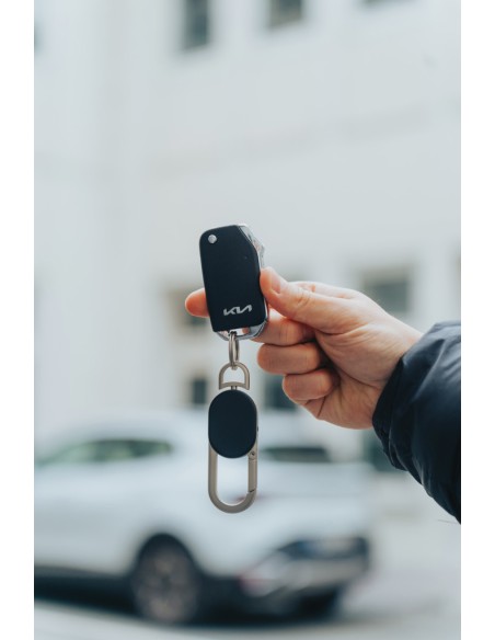 Portachiavi con localizzazione in tutto il mondo e type C