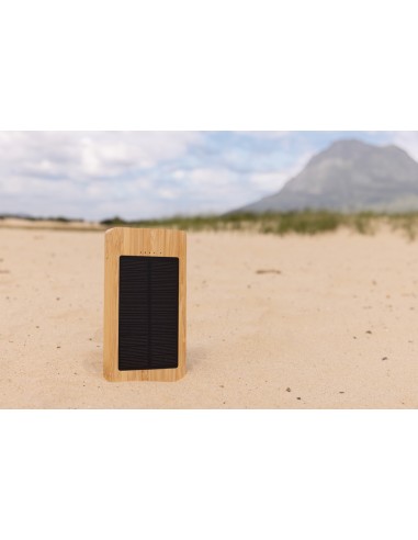 Powerbank solare 10.000 mAh in bambù