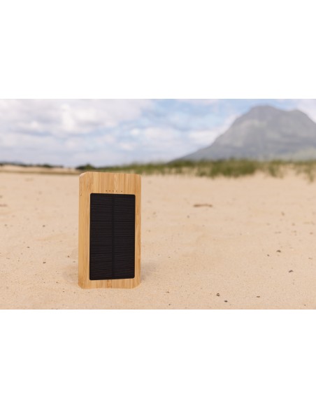 Powerbank solare 10.000 mAh in bambù
