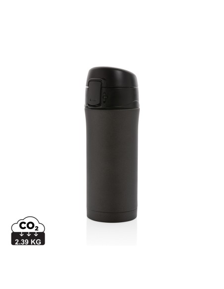 Tazza metallica isolata a vuoto