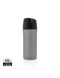 Tazza metallica isolata a vuoto