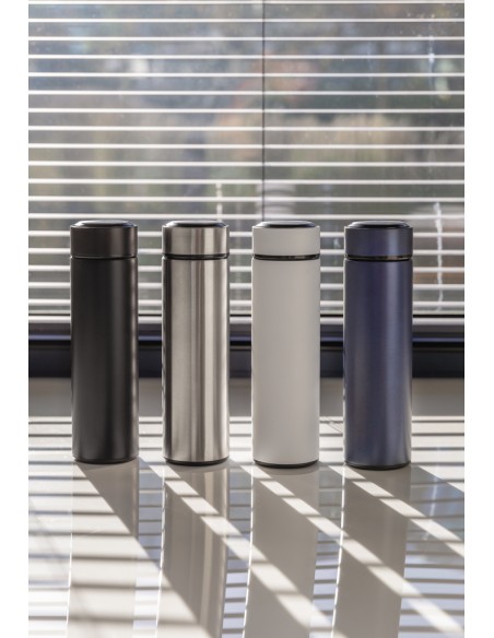Bottiglia termica in acciaio con tappo in metallo