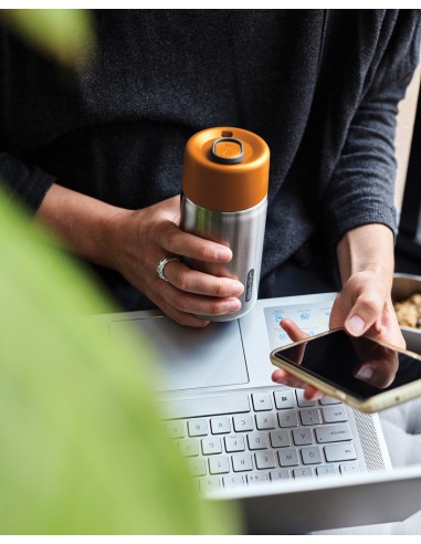 Tazza da viaggio termica Black+Blum in acciaio 340ml