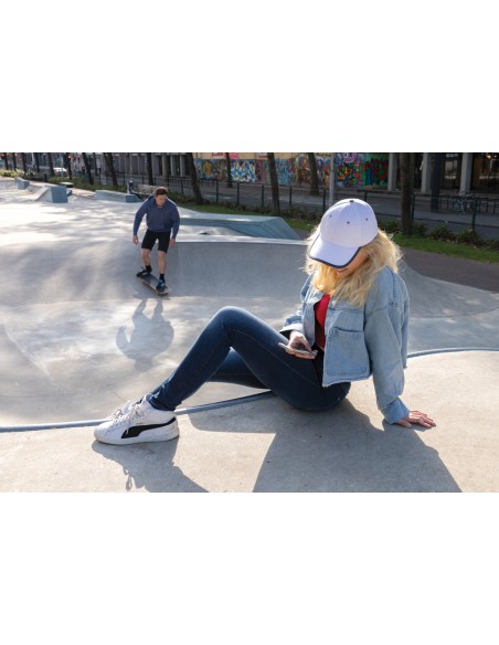 Cappellino contrast 6 pannelli in rCotone Impact AWARE™ 280g