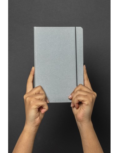 Taccuino  A5 con copertina rigida in pelle riciclata GRS