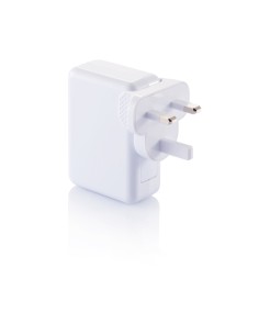 Adattatore da viaggio con quattro porte USB