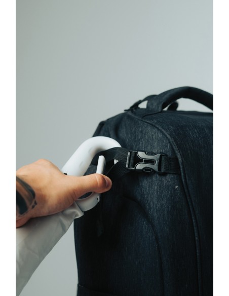 Ombrello 21" con moschettone Yara in rPET AWARE™