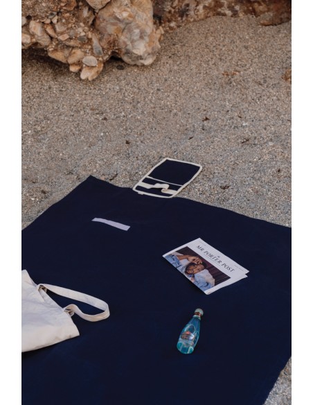 Coperta picnic VINGA Volonne in tela riciclata AWARE™