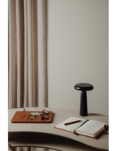 Lampada da tavolo VINGA Avery RCS