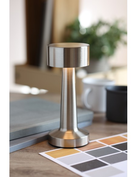 Lampada da tavolo ricaricabile