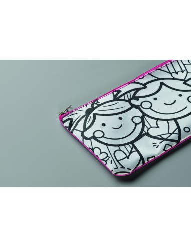 Astuccio con pennarelli