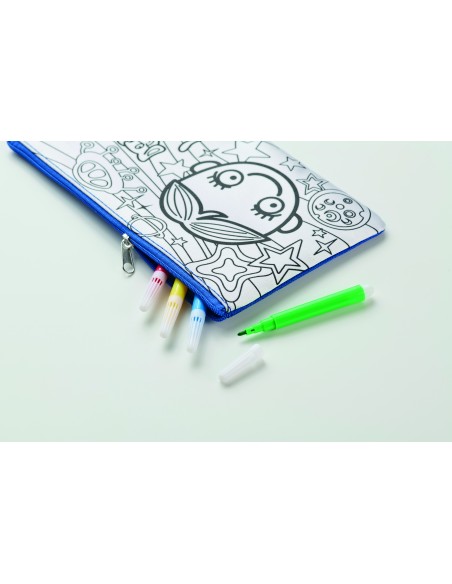 Astuccio con pennarelli