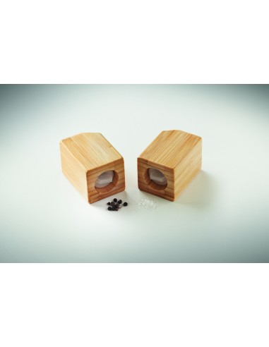 Set sale e pepe in bambù