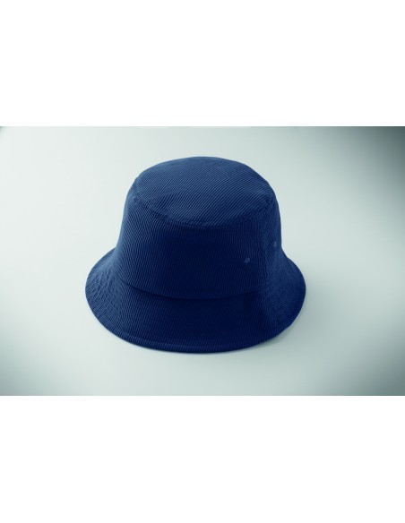 Cappello in velluto a coste