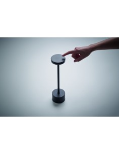 Lampada da tavolo in alluminio